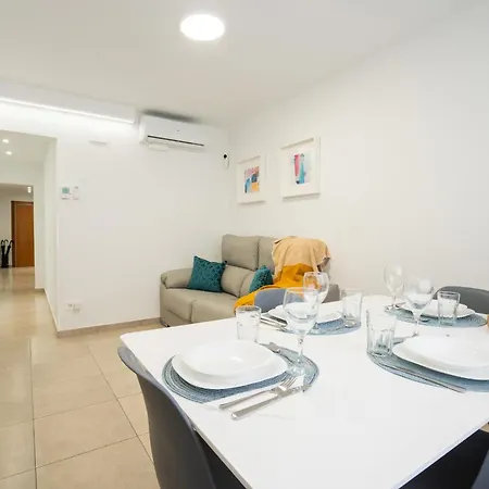 Home365 Barcelona דירה