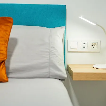 Home365 Barcelona דירה *