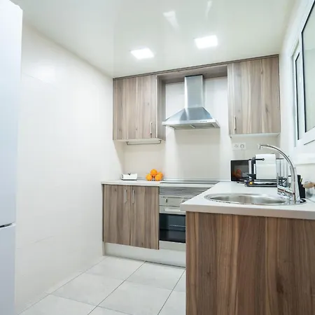 Home365 Barcelona דירה